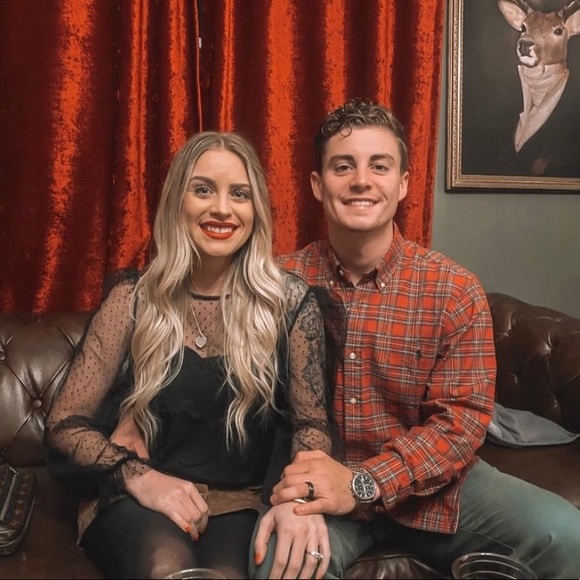 Meet your Posher, Crissy - Picture 3 of 7